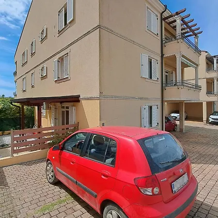 Apartman In With Kitchen *